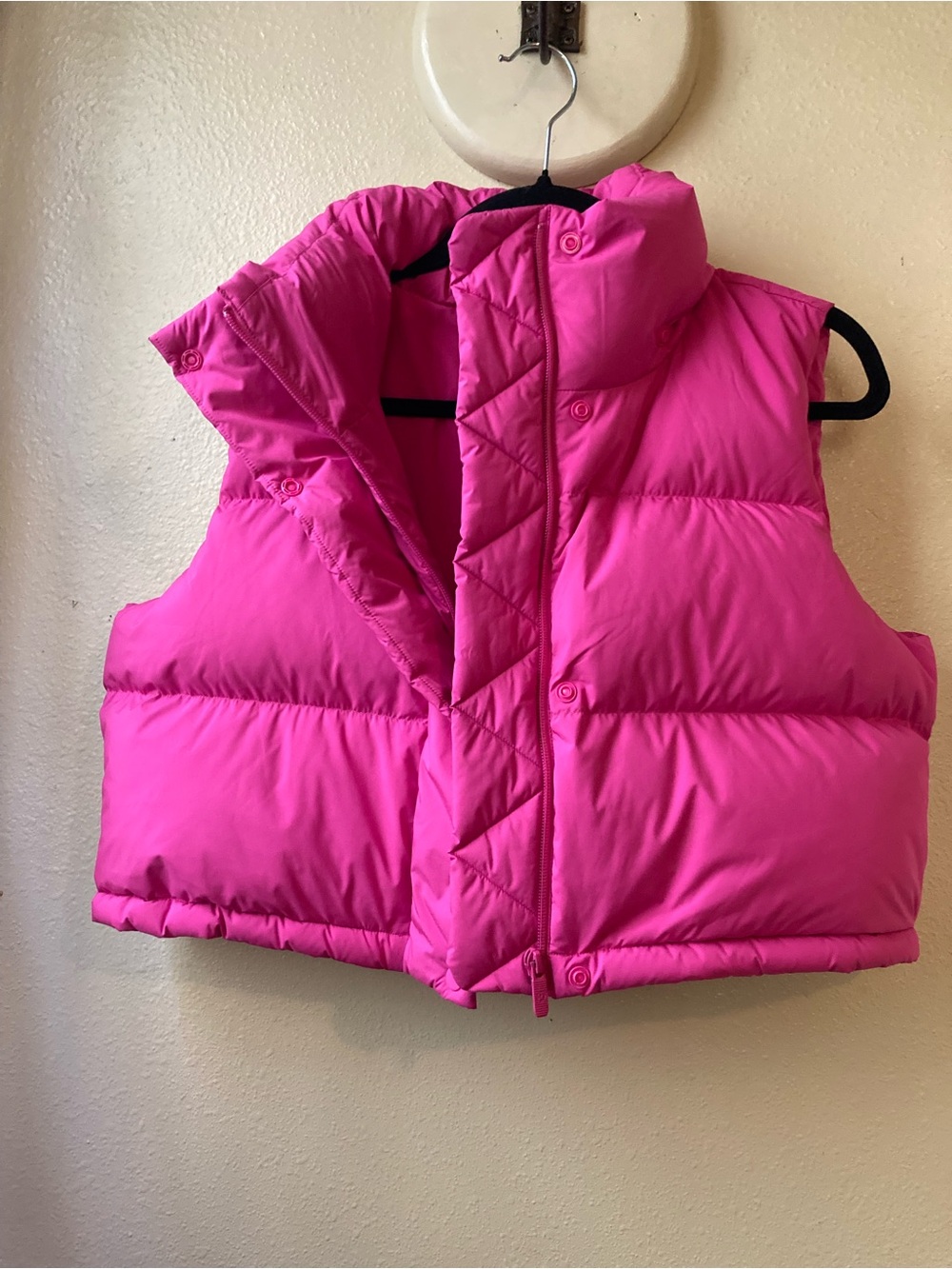 Like New Lululemon Hot/Sonic Pink Crop Puffer Wunder Vest 600 Down Fill Size 6